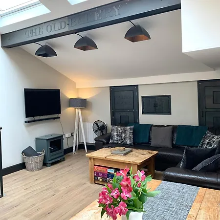 89a Church Street - Luxury One Bed With Roof Terrace Апартаменты Уитби