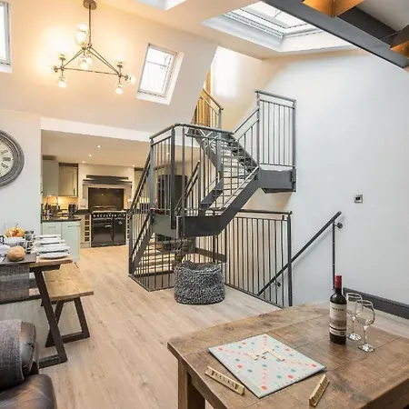 Apartament 89a Church Street - Luxury One Bed With Roof Terrace Whitby