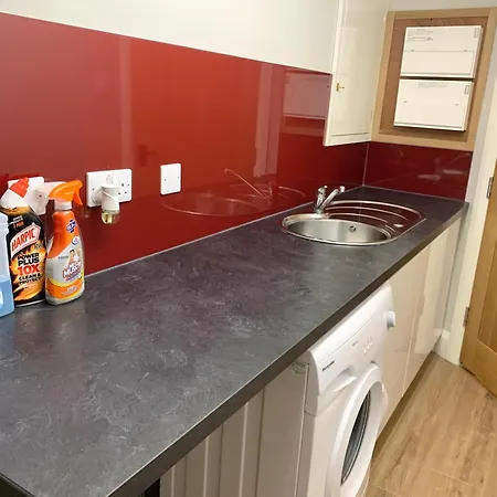 89a Church Street - Luxury One Bed With Roof Terrace * Whitby