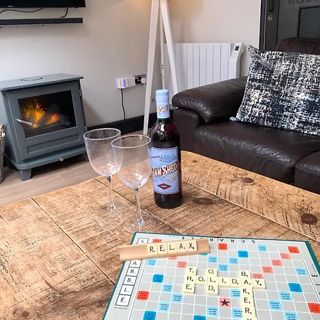 89a Church Street - Luxury One Bed With Roof Terrace * Whitby